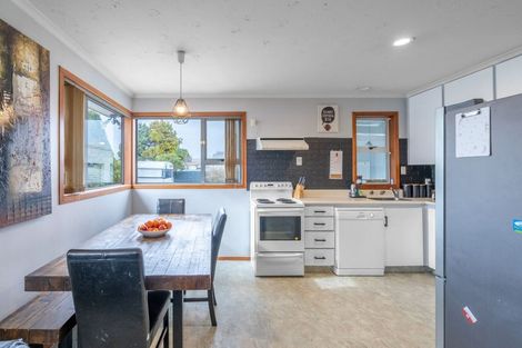 Photo of property in 17 Regent Street, Newfield, Invercargill, 9812