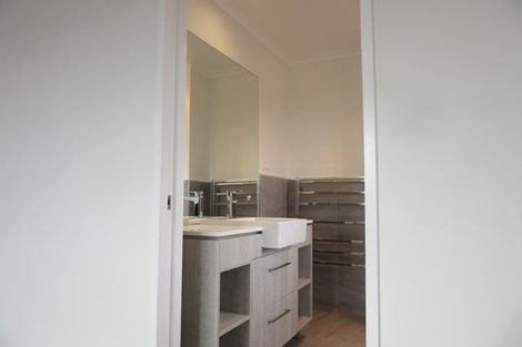 Photo of property in 13 Mauku Lane, Greenhithe, Auckland, 0632