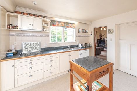 Photo of property in 52 Parsons Street, Saint Johns Hill, Whanganui, 4501