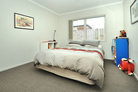 Photo of property in 1 Mcgowan Rise, Tuakau, 2121