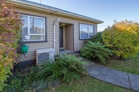 Photo of property in 332 Waterloo Road, Islington, Christchurch, 8042