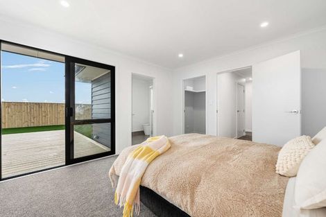 Photo of property in 59 Atlantic Drive, Fitzherbert, Palmerston North, 4410
