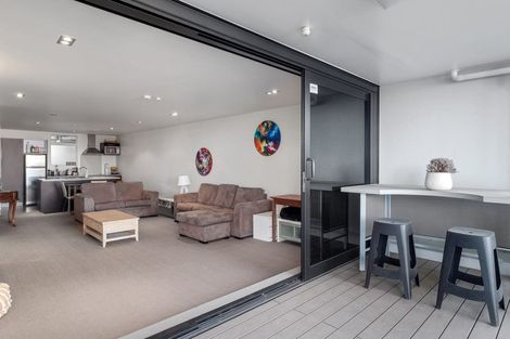 Photo of property in 2-06/424 Maunganui Road, Mount Maunganui, 3116