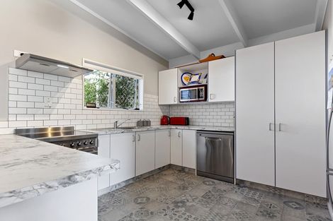 Photo of property in 156a Dickson Road, Papamoa Beach, Papamoa, 3118