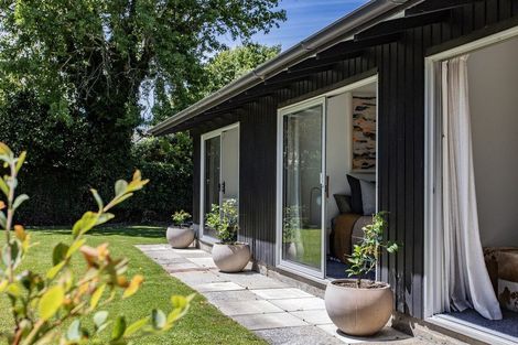 Photo of property in 33 Lynfield Avenue, Ilam, Christchurch, 8041