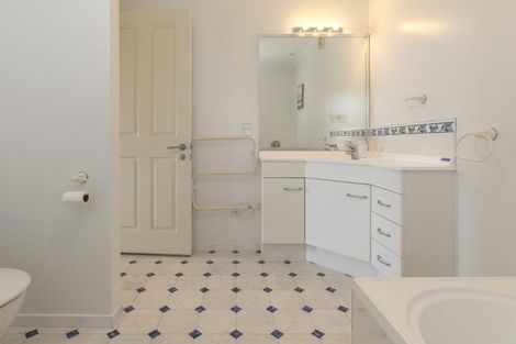 Photo of property in 11 Logan Avenue, Wharewaka, Taupo, 3330