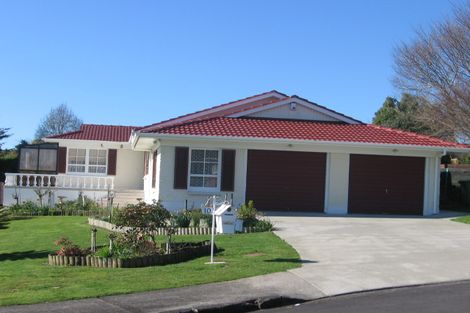Photo of property in 10 Ross Place, Opaheke, Papakura, 2113