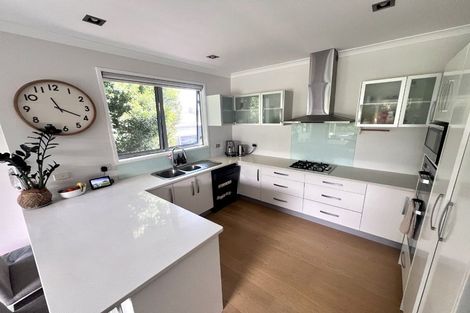 Photo of property in 24 Bartlett Drive, Silverdale, 0932