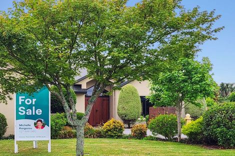 Photo of property in 15 Norfolk Drive, Cambridge, 3434