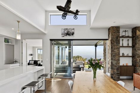 Photo of property in 21 Parkridge Place, Mount Pleasant, Christchurch, 8081