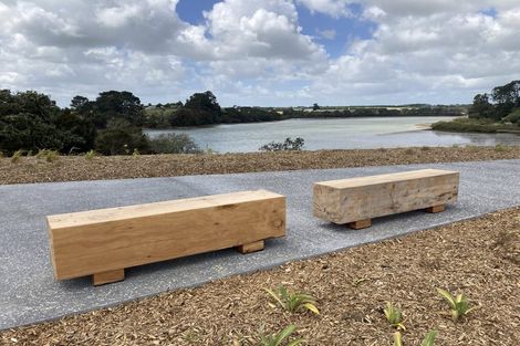 Photo of property in 12 Omahuru Road, Glenbrook, Waiuku, 2681