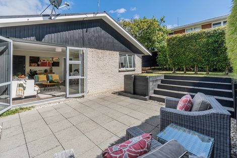 Photo of property in 2/5 Huapai Street, Onehunga, Auckland, 1061