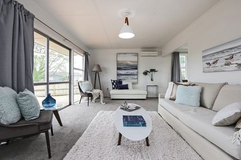 Photo of property in 11 Sunderland Drive, Flaxmere, Hastings, 4120