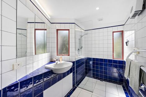 Photo of property in 188 Wadestown Road, Wadestown, Wellington, 6012