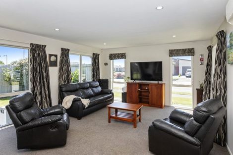 Photo of property in 21 Richmond Avenue, Halswell, Christchurch, 8025
