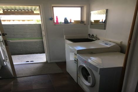 Photo of property in 1/20 Churchill Road, Murrays Bay, Auckland, 0630