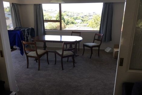 Photo of property in 56 Ravenwood Drive, Forrest Hill, Auckland, 0620