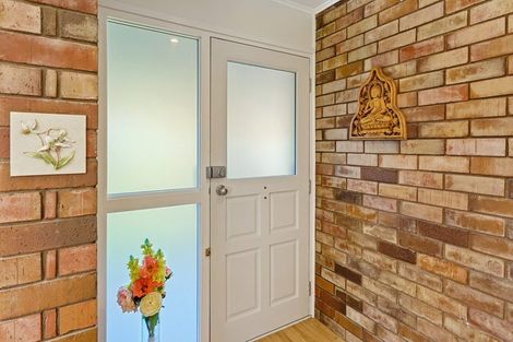 Photo of property in 10 Winara Avenue, Waikanae, 5036