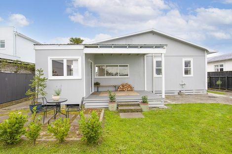 Photo of property in 172 Vigor Brown Street, Napier South, Napier, 4110