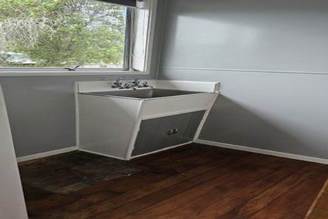 Photo of property in 5 Nan Place, Pakuranga Heights, Auckland, 2010