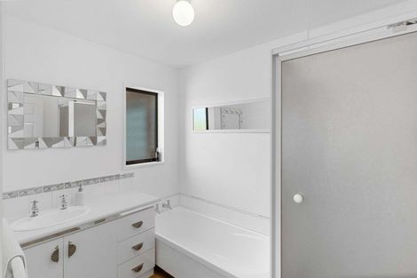 Photo of property in 1/38 Beauford Place, Parklands, Christchurch, 8083