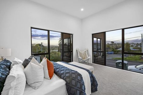 Photo of property in 41a Sunnynook Road, Forrest Hill, Auckland, 0620