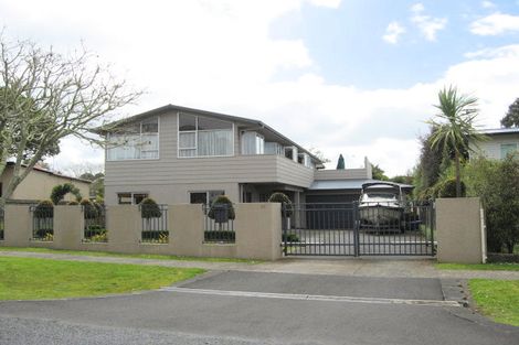Photo of property in 40 Ferry Parade, Herald Island, Auckland, 0618