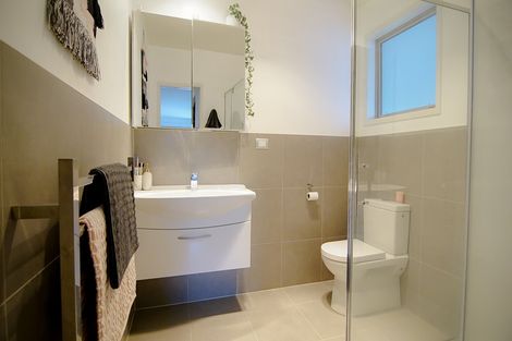 Photo of property in 8 Lifford Place, Awapuni, Palmerston North, 4412