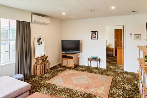 Photo of property in 257 Waterloo Road, Fairfield, Lower Hutt, 5011