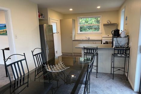 Photo of property in 135 Avonhead Road, Avonhead, Christchurch, 8042