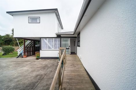 Photo of property in 10 Potaka Street, Marton, 4710