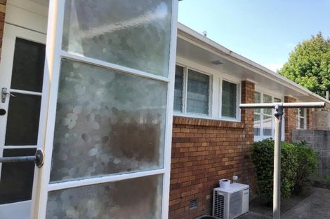 Photo of property in 2/17 Beale Street, Hamilton East, Hamilton, 3216