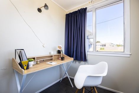 Photo of property in 14 Mcnaughton Street, Waitara, 4320