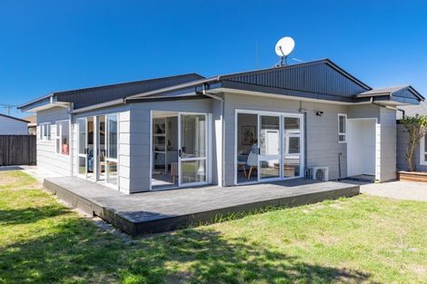Photo of property in 1/461 Bower Avenue, Parklands, Christchurch, 8083