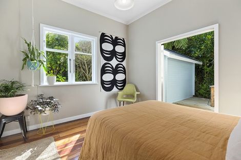 Photo of property in 31 Mornington Road, Brooklyn, Wellington, 6021