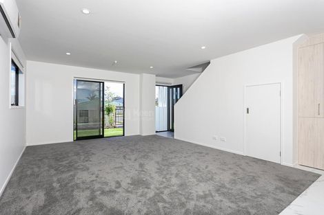 Photo of property in 1/21 Karamu Street, Te Atatu Peninsula, Auckland, 0610