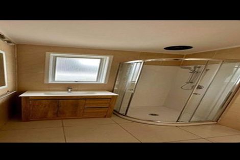 Photo of property in 36 Normanton Street, Glenfield, Auckland, 0629