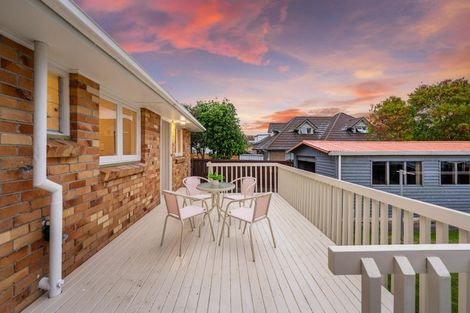 Photo of property in 106 Flanshaw Road, Te Atatu South, Auckland, 0610