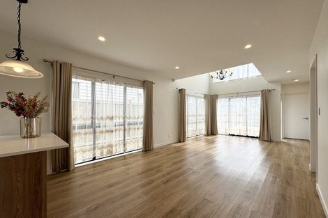 Photo of property in 36 Greenfinch Road, Hobsonville, Auckland, 0616