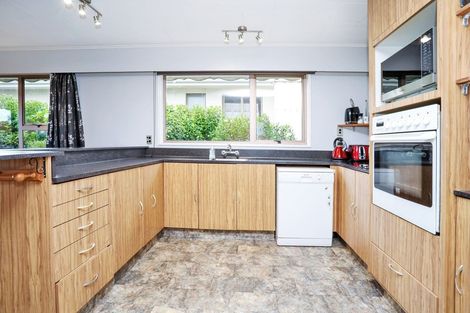 Photo of property in 82 Kildare View, Waikiwi, Invercargill, 9810