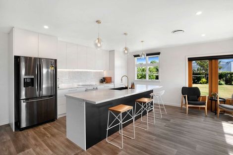 Photo of property in 94 Mcmurdo Street, Tinwald, Ashburton, 7700