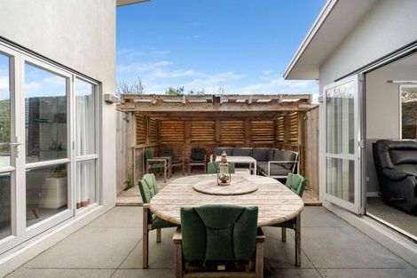 Photo of property in 16 Coral Drive, Papamoa Beach, Papamoa, 3118