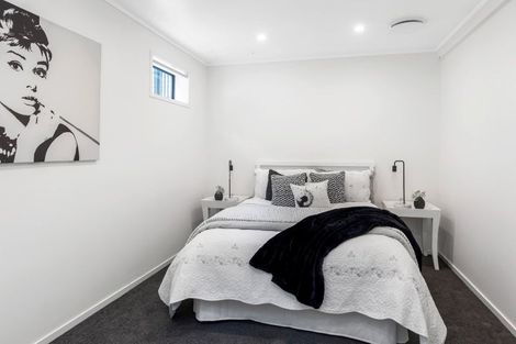 Photo of property in 68 Woodfern Crescent, Titirangi, Auckland, 0604