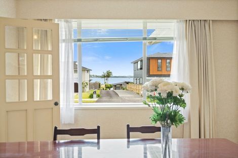 Photo of property in 41 Bramley Drive, Farm Cove, Auckland, 2012