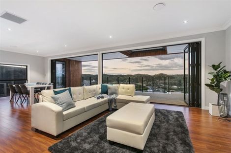 Photo of property in 137 West Hoe Heights, Orewa, 0931