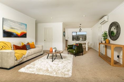 Photo of property in 60 Garelja Road, Henderson, Auckland, 0612