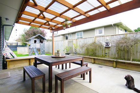 Photo of property in 8 Lifford Place, Awapuni, Palmerston North, 4412