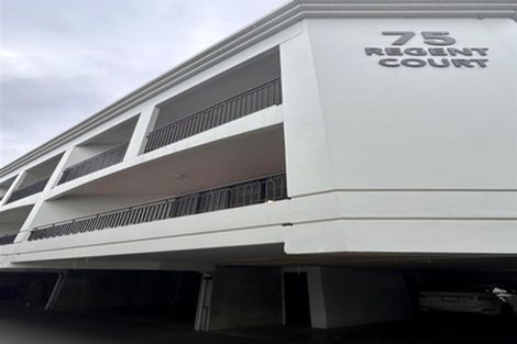 Photo of property in Regent Courts, 2/75 Gloucester Street, Christchurch Central, Christchurch, 8013