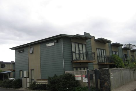 Photo of property in 14/8 Soljak Place, Mount Albert, Auckland, 1025