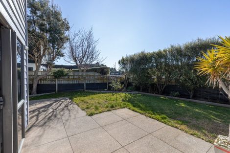 Photo of property in 2b Observatory Close, Whitby, Porirua, 5024